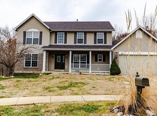 822 Autumn Bluff Ln, Wentzville, MO 63385