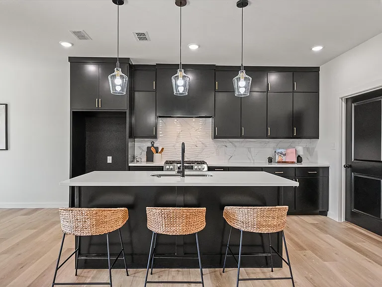 14408 Kenosha Dr — Photo 12