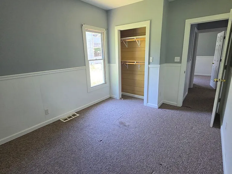 440 E 23rd St #1 — Photo 7