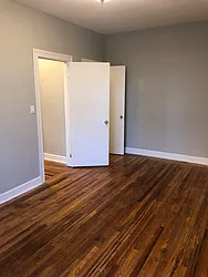 Rented by Realty 2000 Associates Ltd