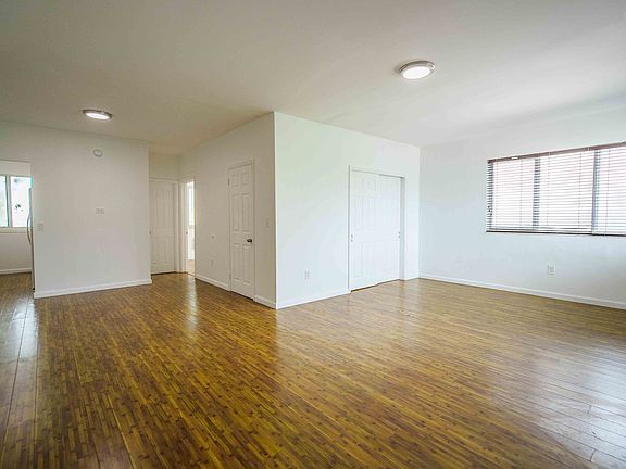 4th image of 7130 Carlyle Ave APT 5