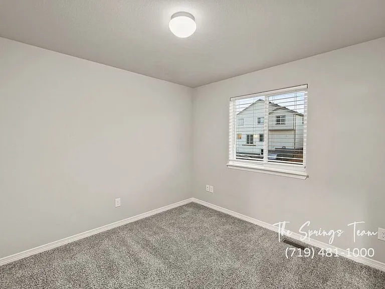 10957 Matta Dr — Photo 26