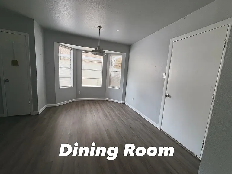 112 Forestwood Dr — Photo 4