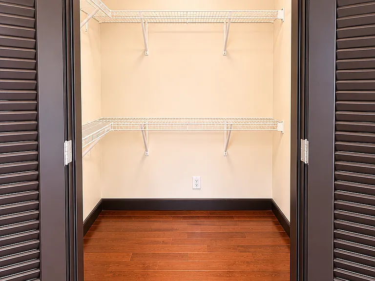 115 W 5th St #1405 — Photo 19