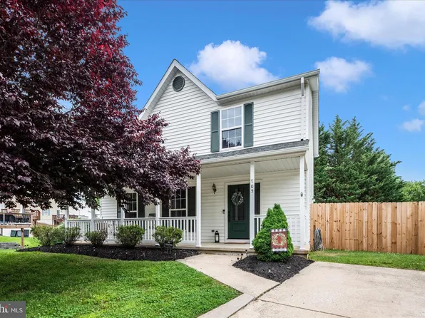 705 Spotters Ct, Hampstead, MD 21074