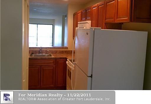 5th image of 5884 Morningstar Cir #106