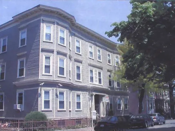 213 Harvard St APT 2L, Cambridge, MA 02139