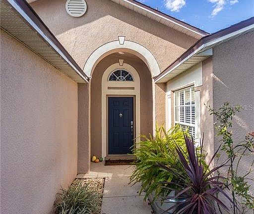 3rd image of 336 Canary Island Cir