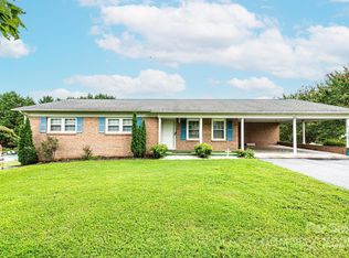 2541 Raintree St, Connelly Springs, NC 28612