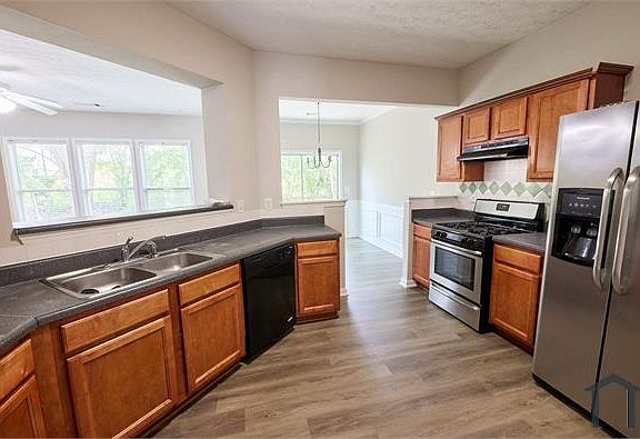 5th image of 4515 Windale Dr