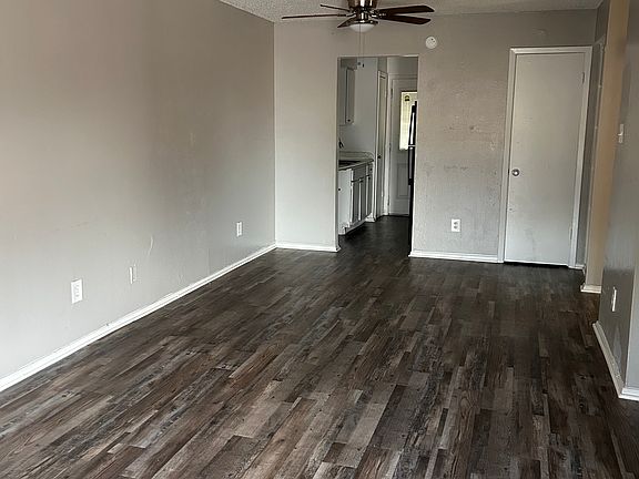 4th image of 403 S Ballard Ave APT 206