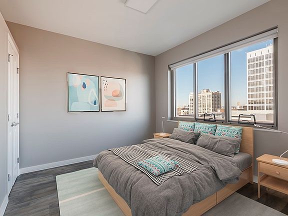 4th image of 10 Essex St #208