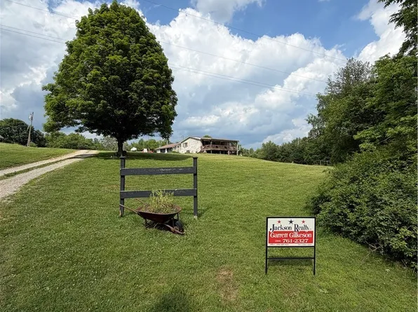 172 Wigal Rd, Belleville, WV 26133