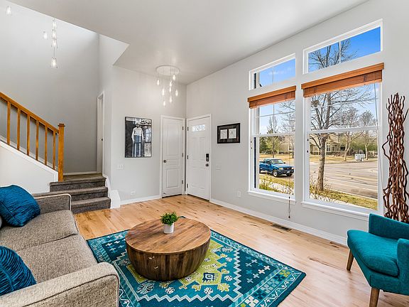 4th image of 2627 Rock Creek Dr