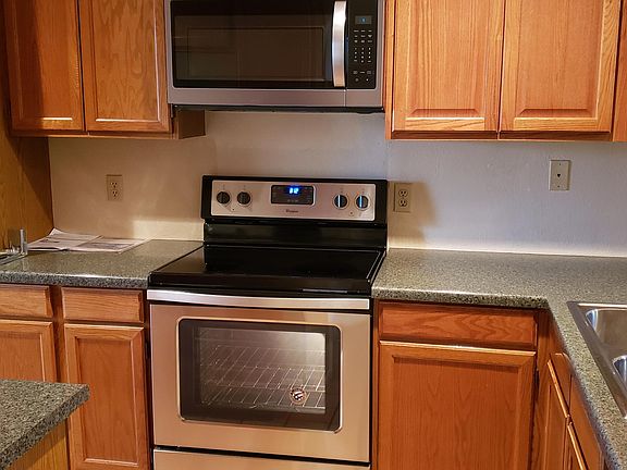 5th image of 1718 S Longmore St Unit 79