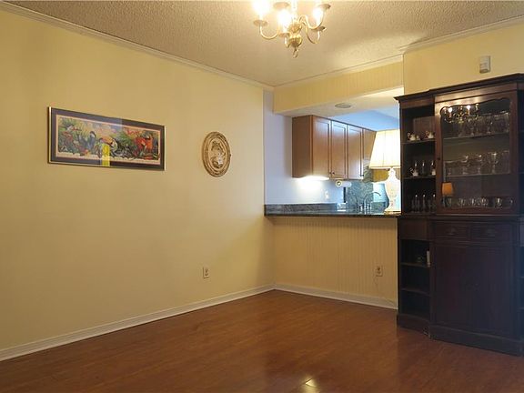 5th image of 2827 Steamship Cir #2827