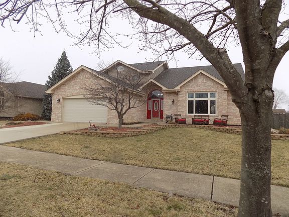 2nd image of 17637 Greenfield Ct