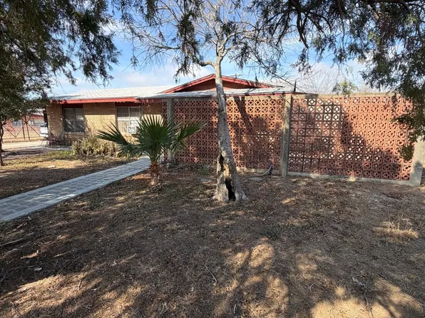 2107 N HWY 83, Crystal City, TX 78839