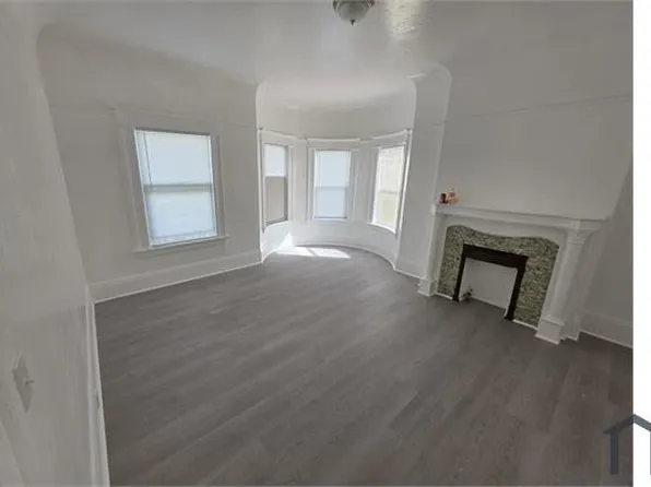3123 Martin Luther King Jr Way, Oakland, CA 94609