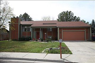 1st image of 2084 Oakwood Dr