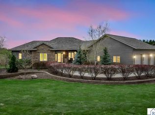 44142 Willow Rd, Saint Peter, MN 56082