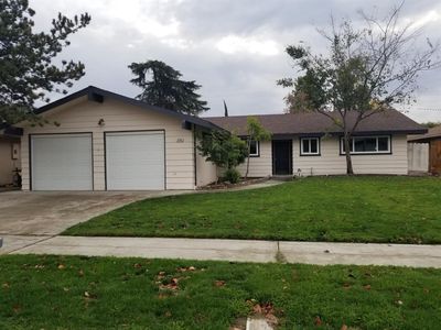 3364 E Garland Ave, Fresno, CA, 93726