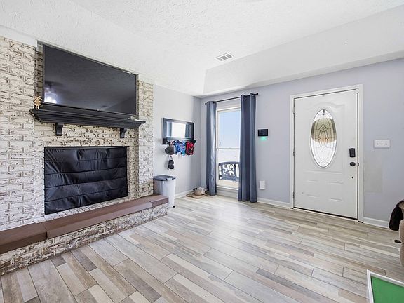 2nd image of 95 Lee Road 517