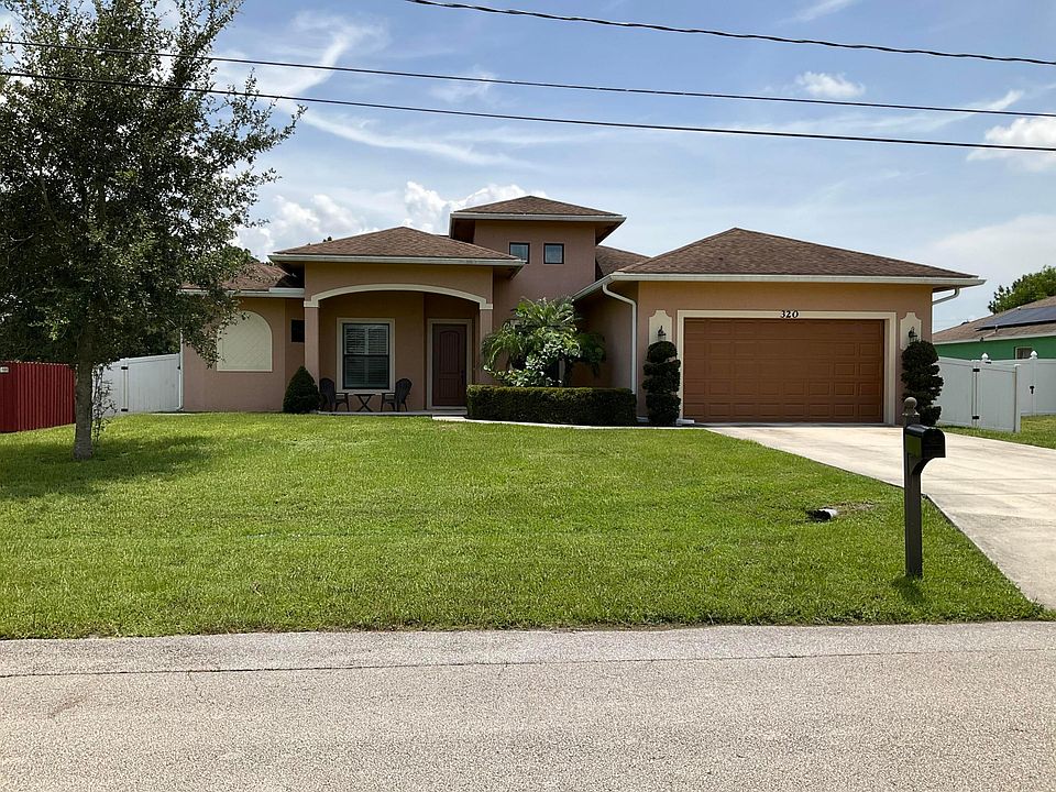 1st image of 320 SW Fig Avenue