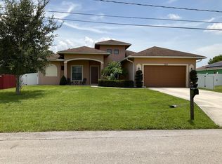 320 SW Fig Ave, Port Saint Lucie, FL 34953