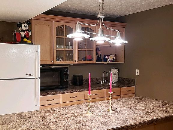 4th image of 7286 Bayberry Ct N