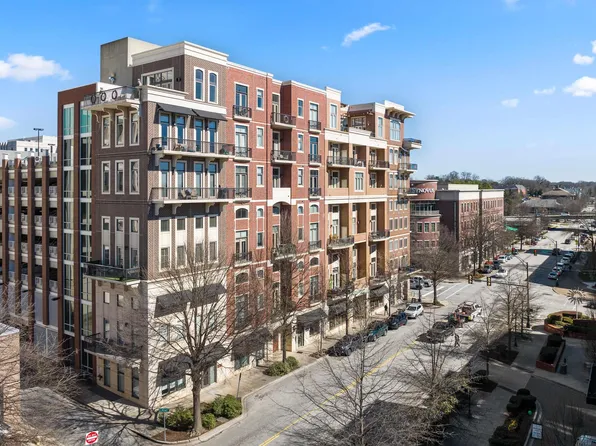111 E McBee Ave Unit 202, Greenville, SC 29601