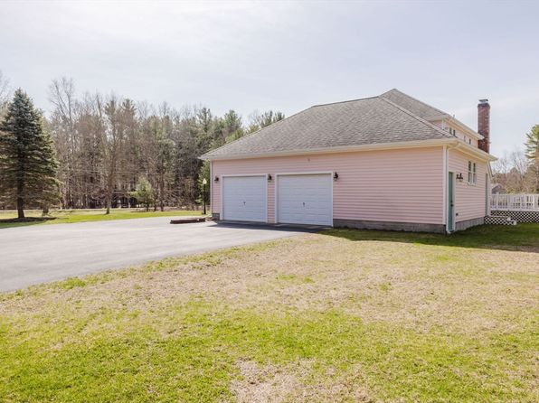 8 Cotley St, Berkley, MA 02779