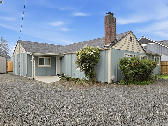 2nd image of 3090 Willakenzie Rd