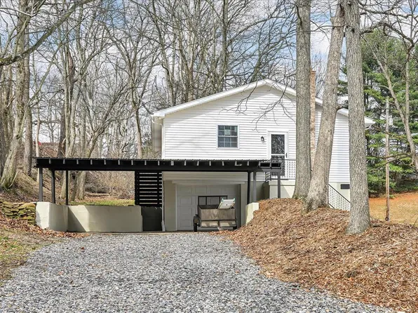 1024 Pine St, Pottsville, PA 17901