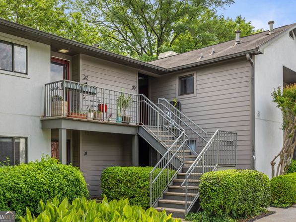 30 Finch Trl NE