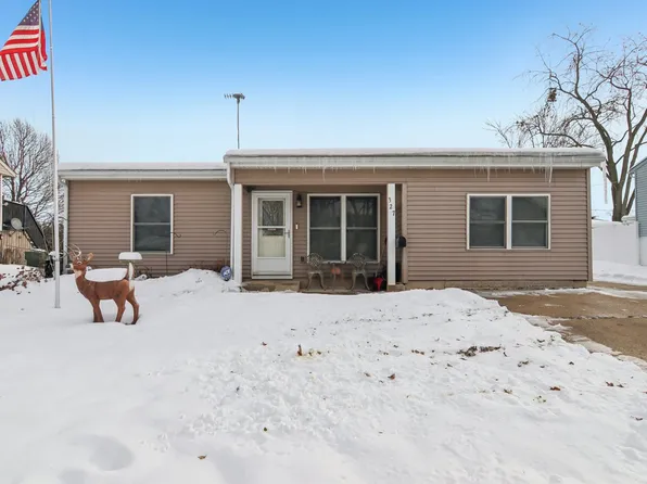 327 Hickory Ave, Romeoville, IL 60446