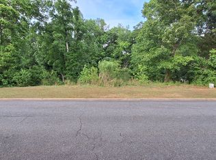 303 High Point Trl NW, Milledgeville, GA 31061