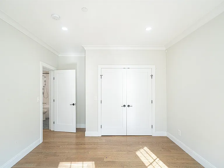 41 Fairbanks St #3 — Photo 11