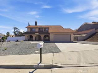 1420 Timberlane Dr, Riverside, CA 92506