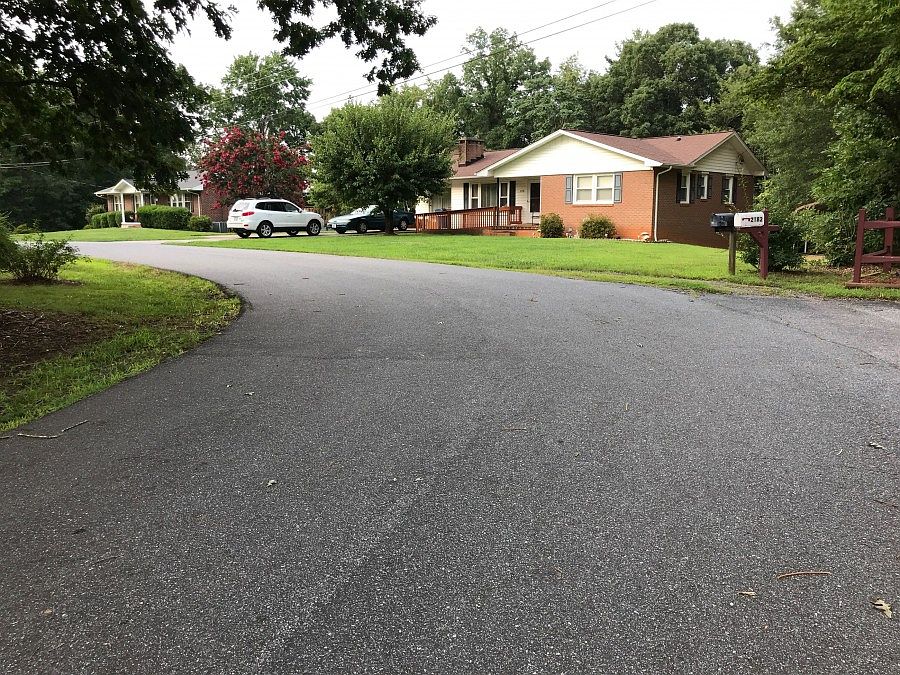 2nd image of 2182 Karr Dr