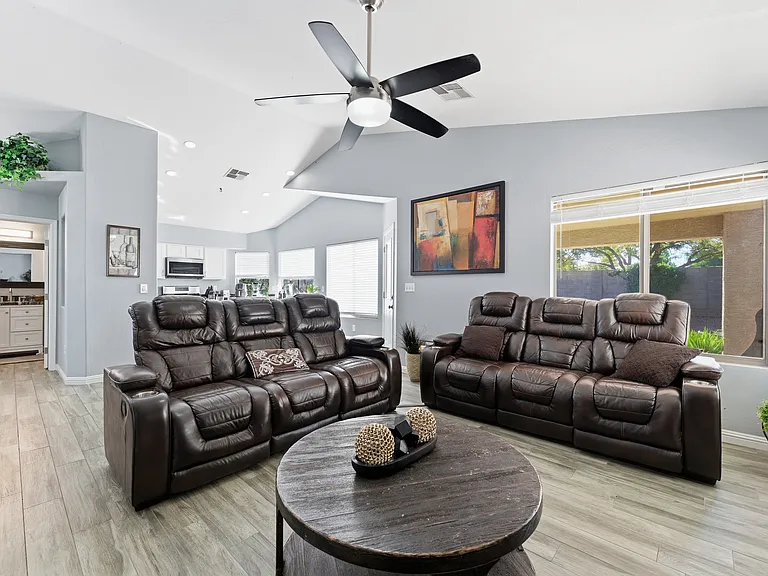 2075 E Arabian Dr — Photo 28