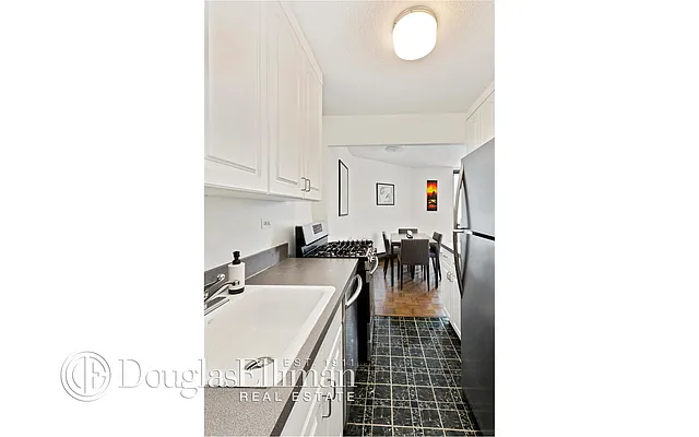 Rented by Douglas Elliman | media 13