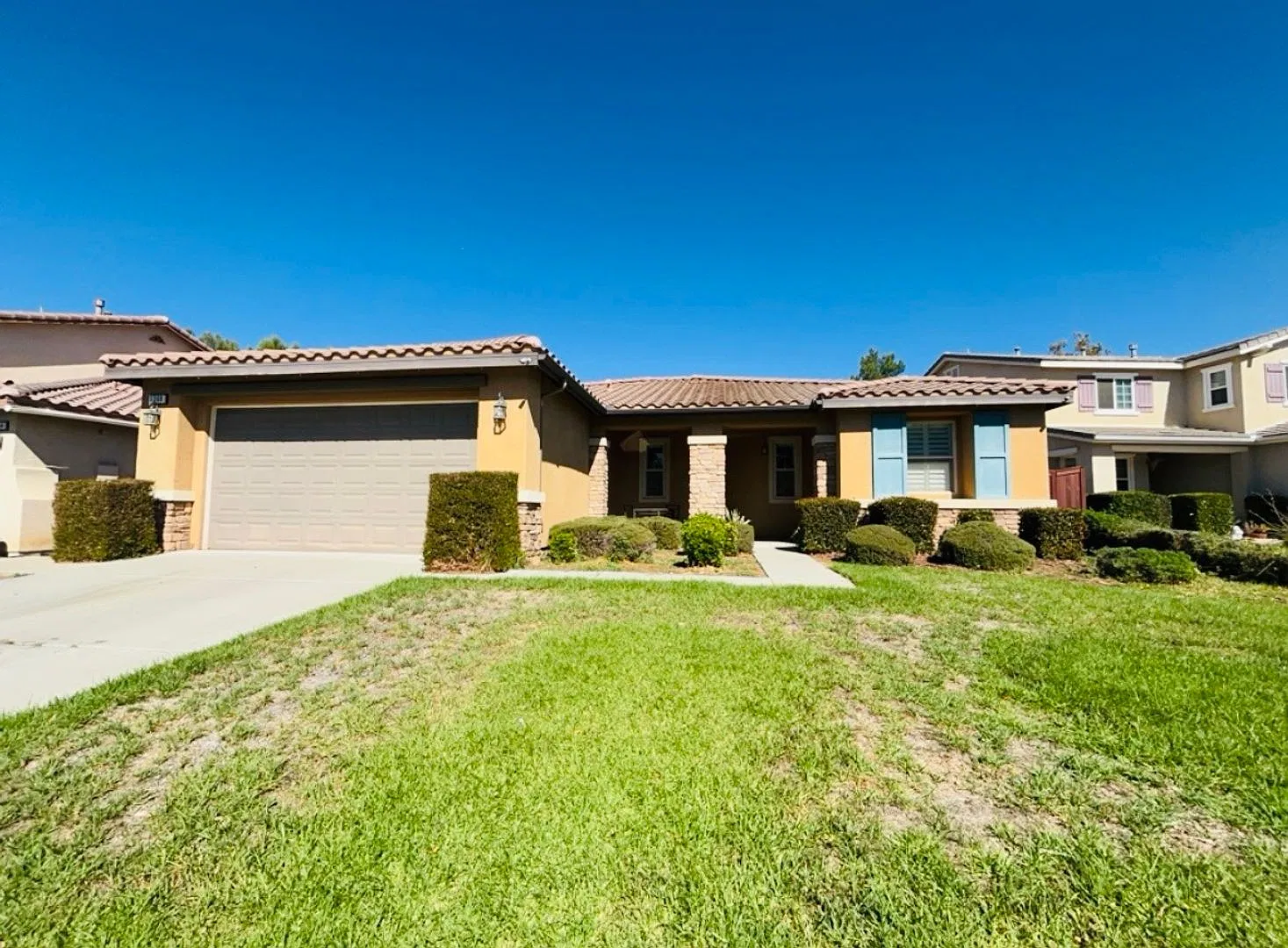 Beautiful Beaumont Home Available Now!! — Photo 1