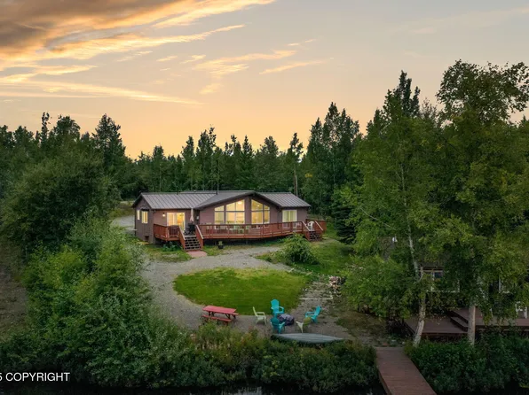 373 N Beaver Lake Rd, Wasilla, AK 99623