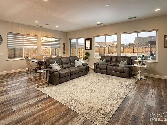 3rd image of 351 Desert Chukar Dr