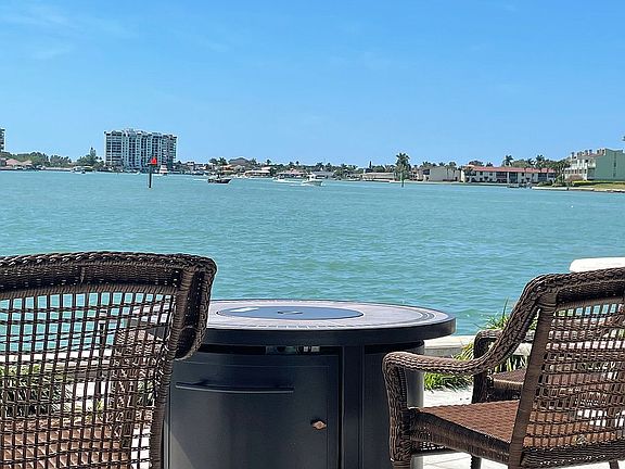 4th image of 8190 Causeway Blvd S