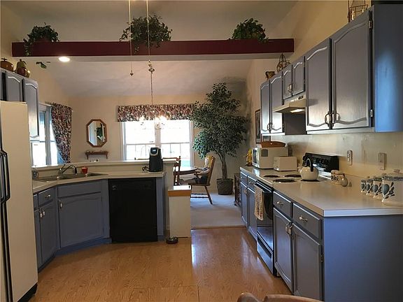 5th image of 10769 Chesapeake Dr N
