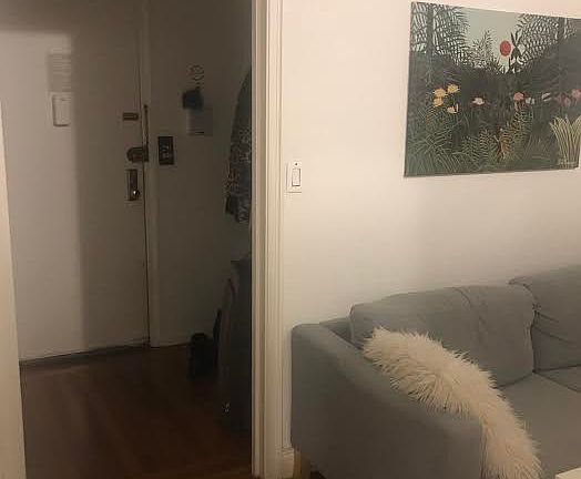 3rd image of 135 E 50th St APT 2L