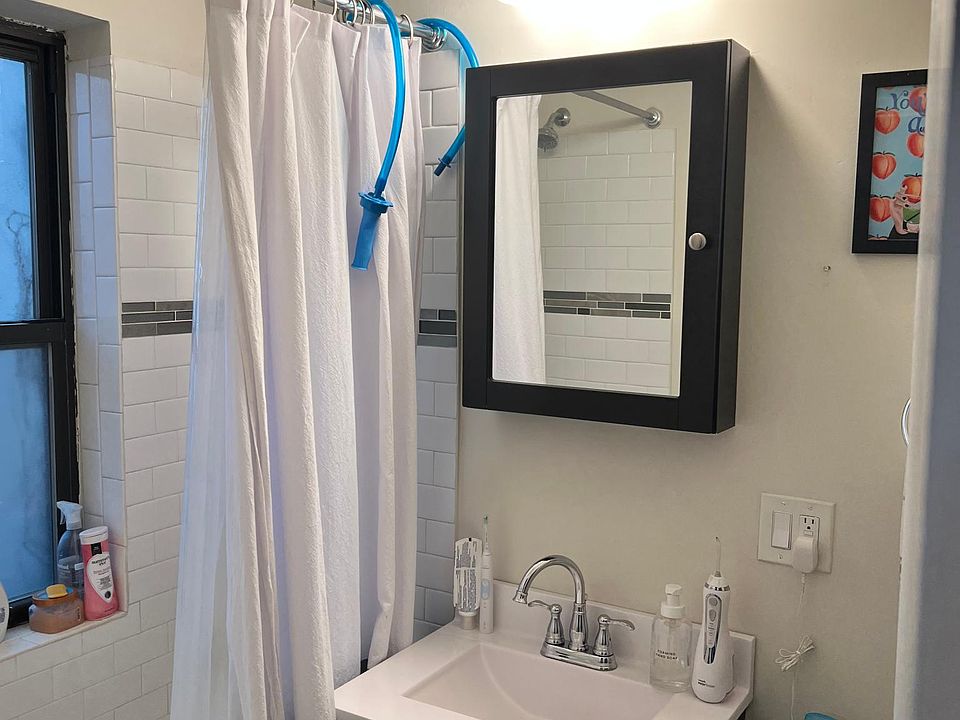 1st image of 1056-54 W Lill Ave #1