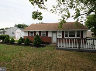 433 Windsor Dr, Bellmawr, NJ 08031